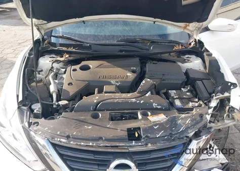 2017 Nissan Altima 2.5 S z USA, uszkodzony, nr VIN 1N4AL3AP9HC184816